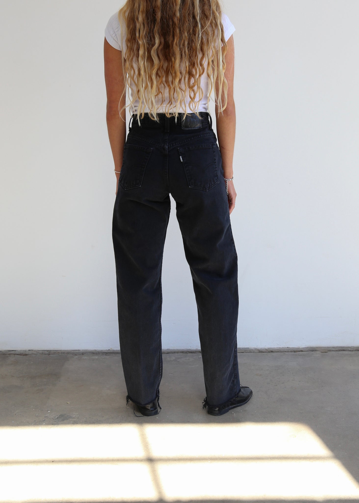 90’s Black Silvertab Levi’s Jeans (26”)