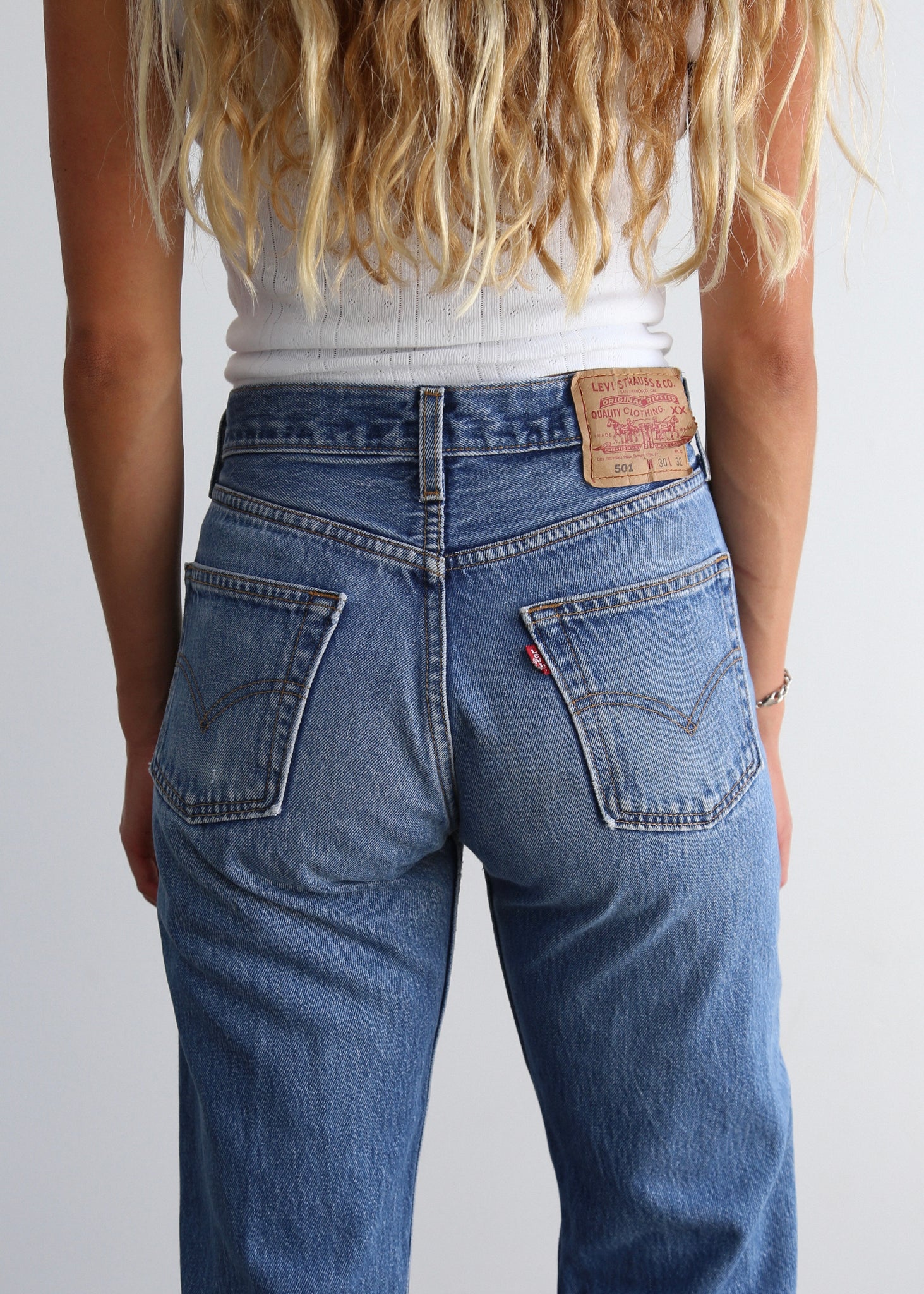 90’s 501 Levi’s (28”)
