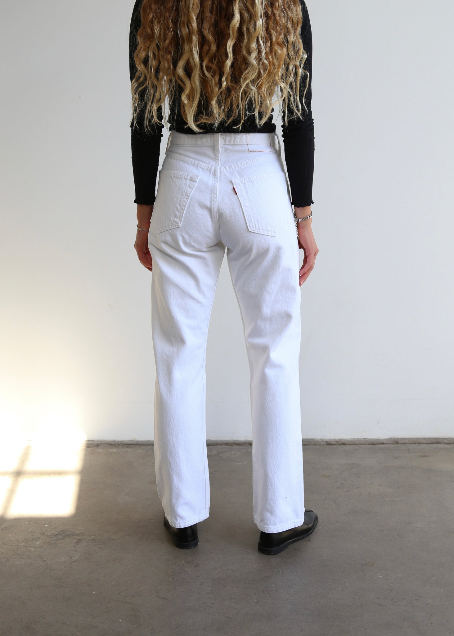 90’s White 501 Levi’s (30”)